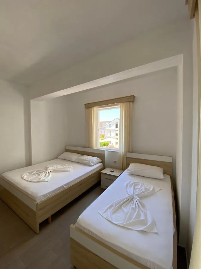 Hotel Andrea Sarande 0*,  Albania