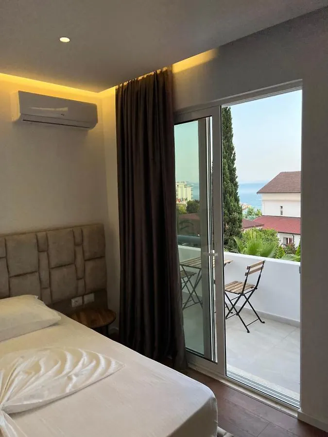 Hotel Andrea Saranda Arnavutluk