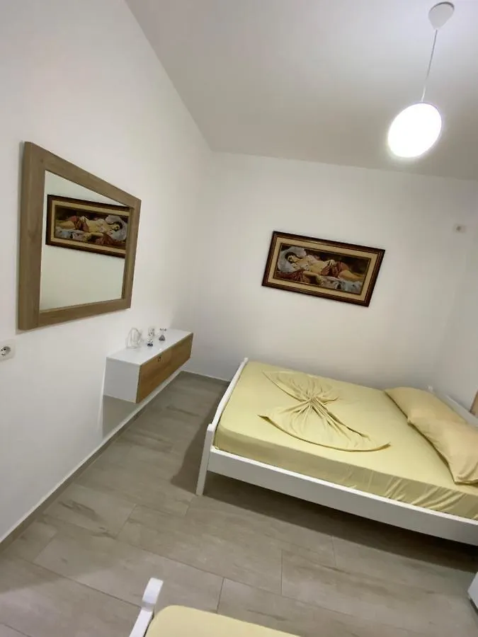 Hotel Andrea Sarandë Apartmán