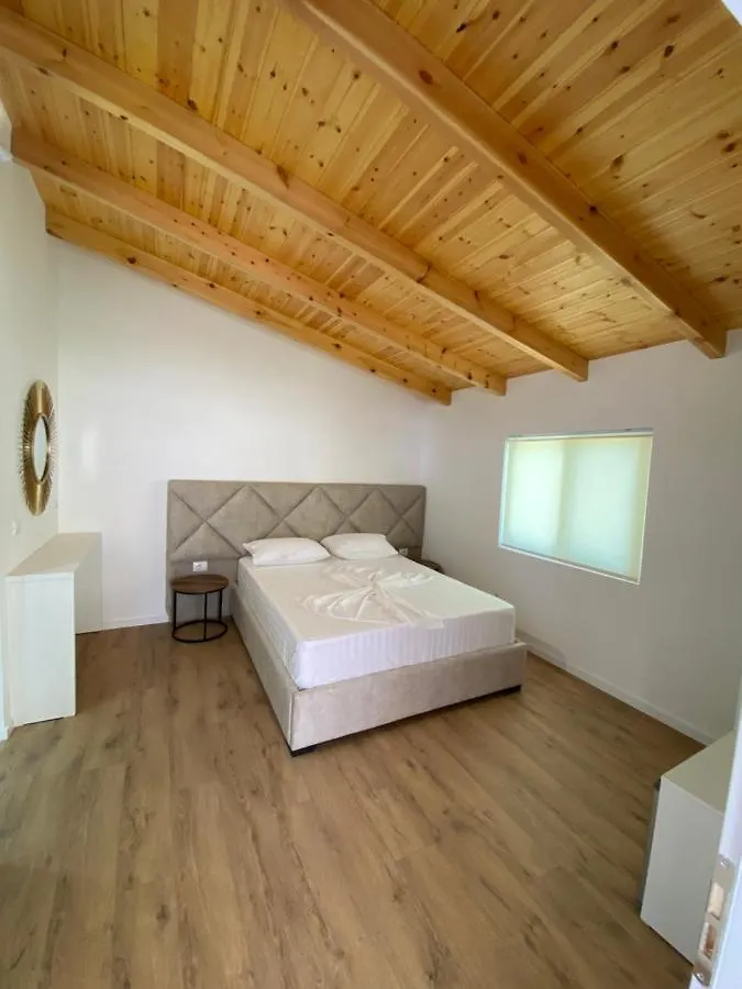 Hotel Andrea Saranda