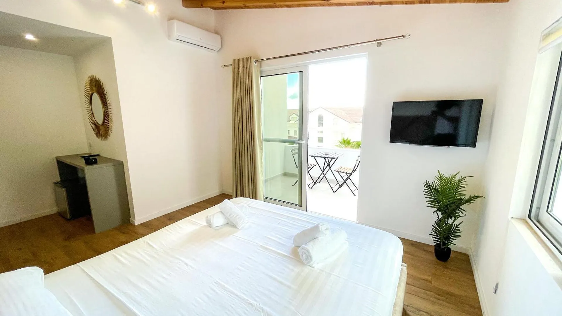 Appartement Hotel Andrea Saranda