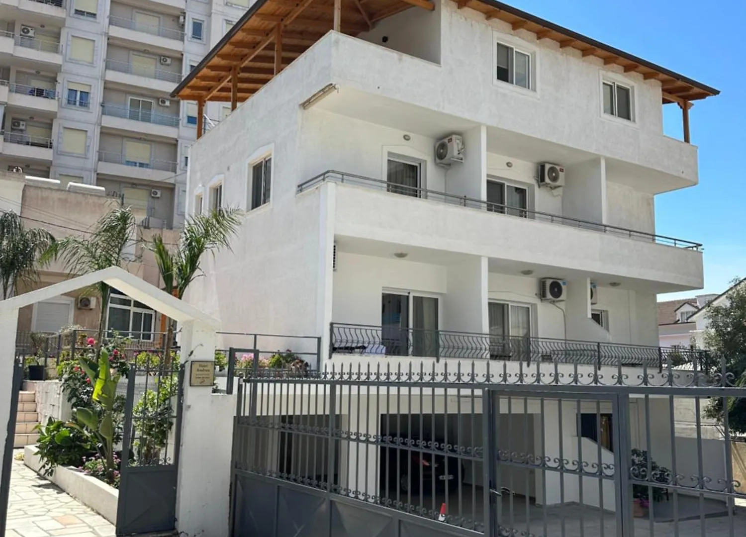 Hotel Andrea Saranda 0*,  Albanie